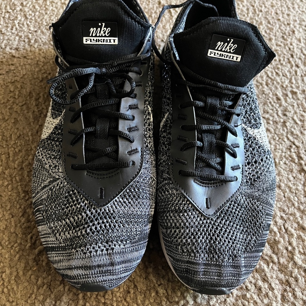 Nike Flyknit Oreo Sz 11